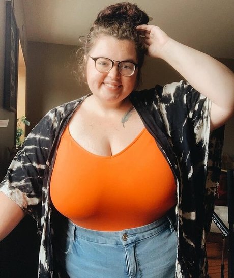 ゲイランジェリーOnlyFans 美しい裸 画像