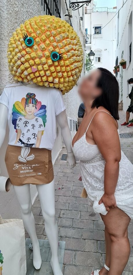 ティーンランジェリーOnlyFans えろた 写真