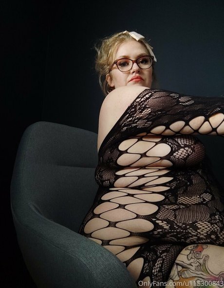 年配の熟女オンリーファンズ トップ 写真