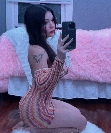 Ginevra Pintor xxxモデル 画像