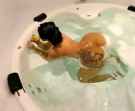 アニメプリンセスOnlyFans 美しいヌード 写真