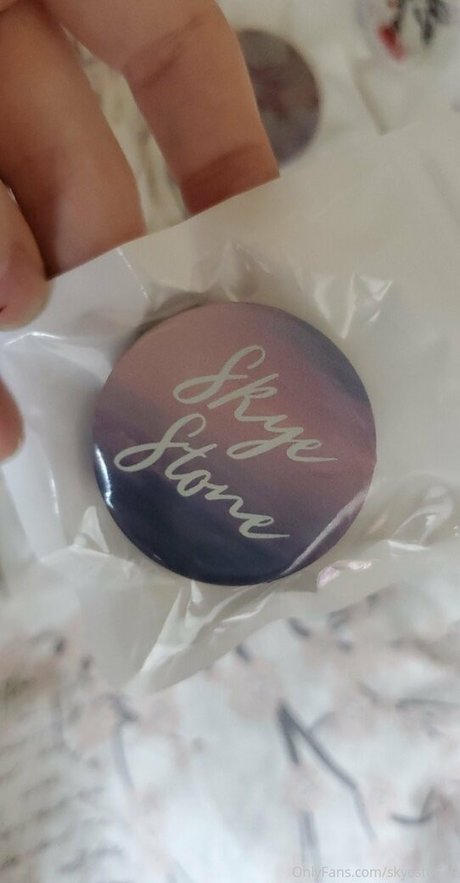 授乳中のオンリーファンズ セクシー裸 写真