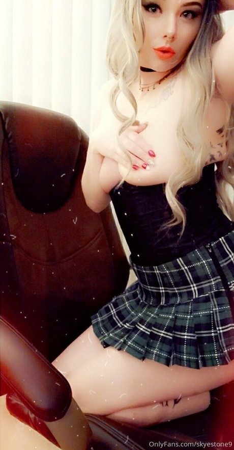 金髪の射精OnlyFans ポルノ 画像