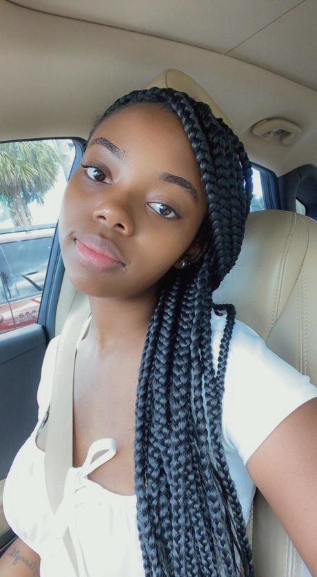 美人トランスオンリーファン 無料ポルノ 写真