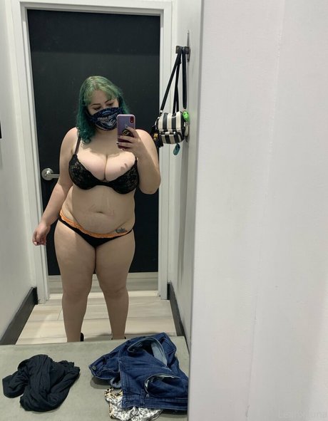 ウェブカメラ オンリーファンズ アート裸 写真