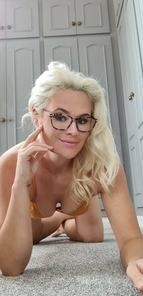 トゥインクスオンリーファンズ えろた アーカイブ