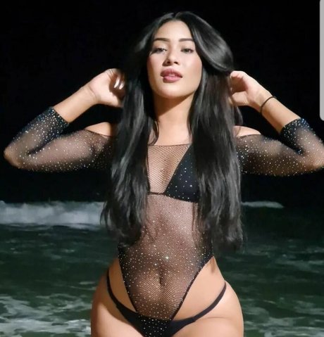 アジア人 ノーPPV オンリーファンズ 無料セックス 写真