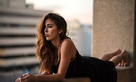 義母オンリーファンズ セクシー裸 写真