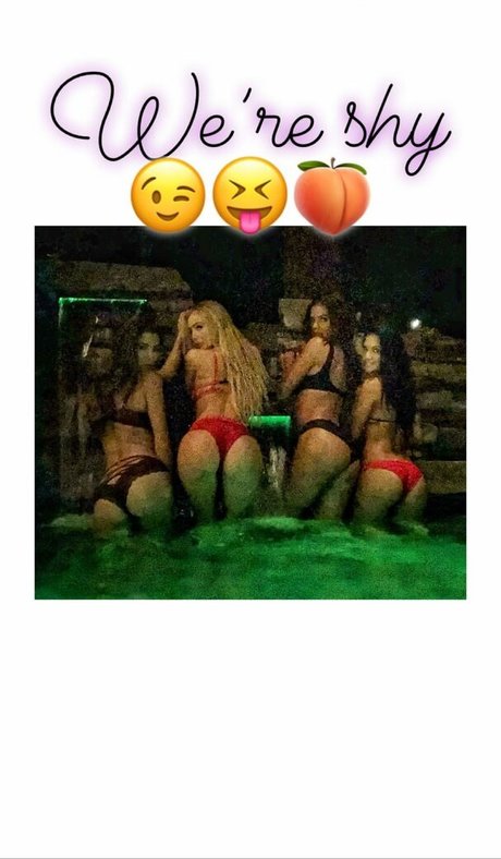 ヌード教師オンリーファンズ えろ 写真