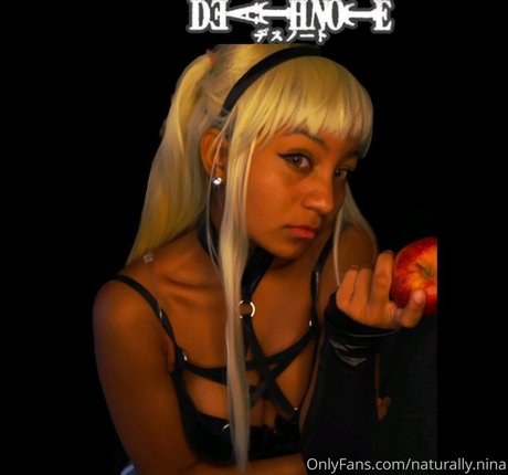 Naturally nina 無料のポルノスター 写真