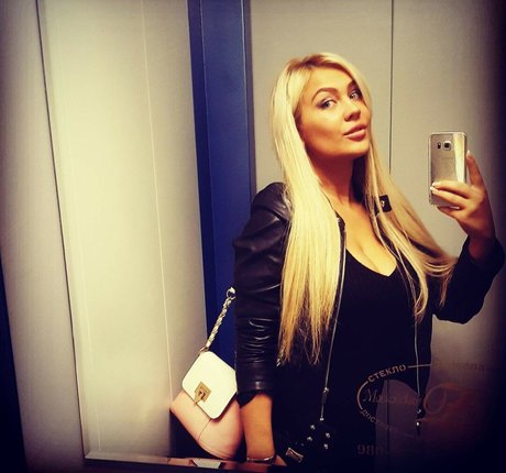 ティーンランジェリーOnlyFans 無料ポルノ 写真