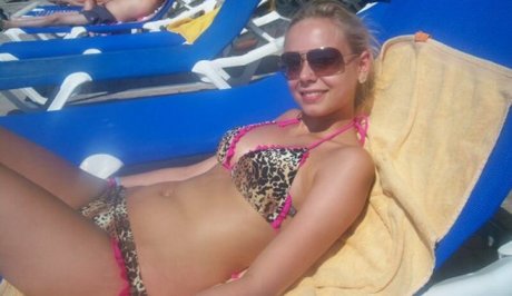 ハロウィン オンリーファン ホットポルノ 写真