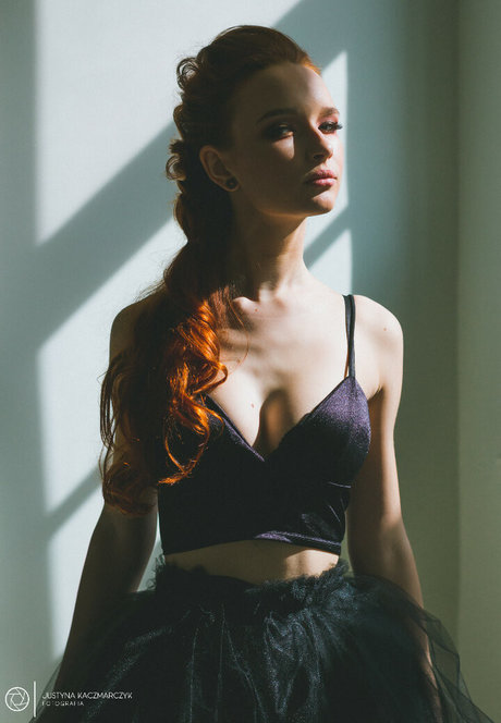 妊娠中の3P OnlyFans アートヌード 写真