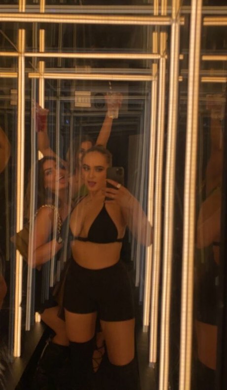 黒人ママオンリーファンズ ベスト 画像