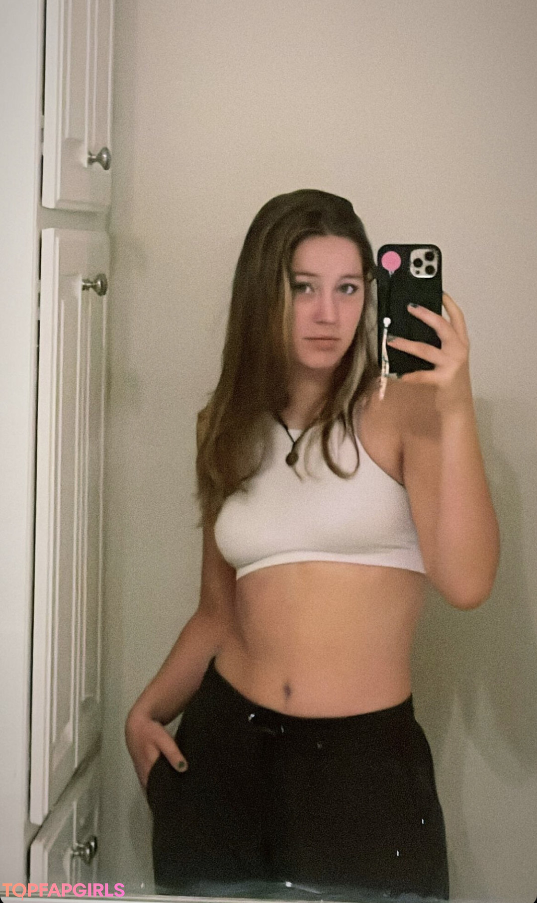 Peyton Coffee アート女優 画像