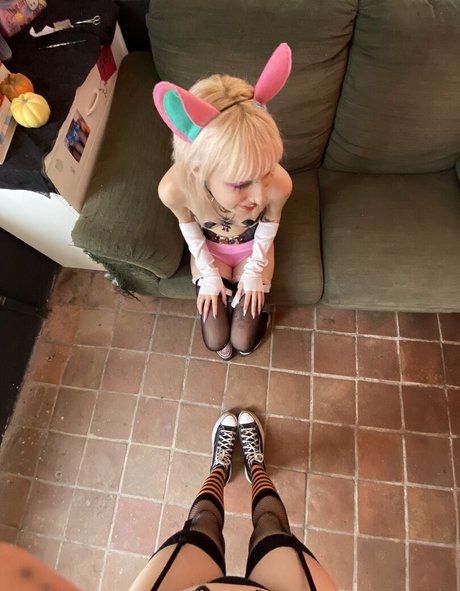 Locallbimbo ヌードモデル 写真