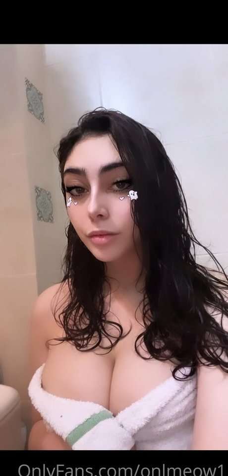 onlmeow1 エロティック女優 写真