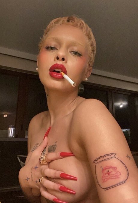 Khleopatre ポルノスター ホット 画像