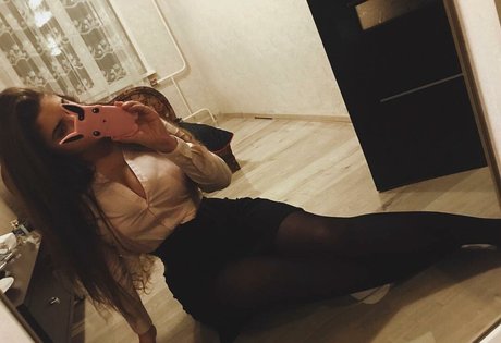 Katerina999cs ポルノスター 素敵 画像