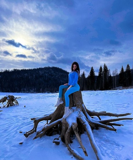 Katerina999cs 高品質のスター ギャラリー