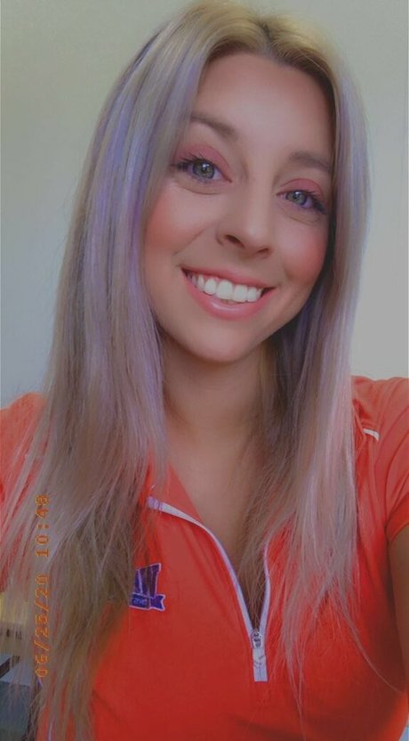 ママの足OnlyFans セクシーヌード アーカイブ