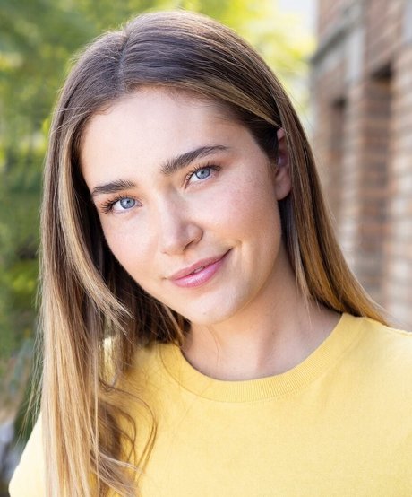 Chanel Celaya Watkins ポルノスター パーフェクト 写真