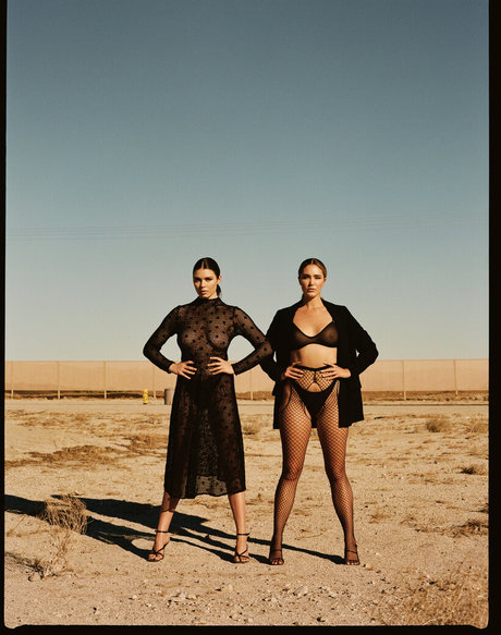 Chanel Celaya Watkins ポルノスター 裸 ギャラリー