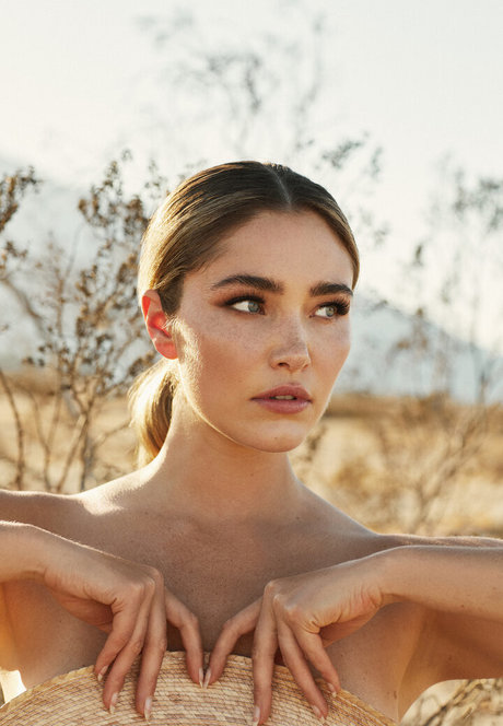 Chanel Celaya Watkins ホットなスター 写真