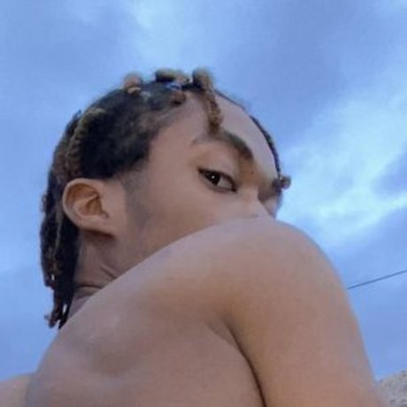 Eros Asato アダルトモデル 写真