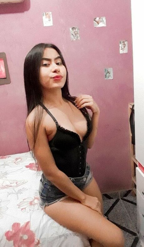 Samira Ferreira 完璧なポルノスター ギャラリー