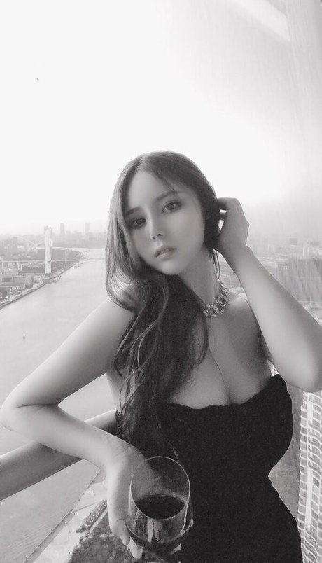 Lydia Yuna 最高の女優 アーカイブ