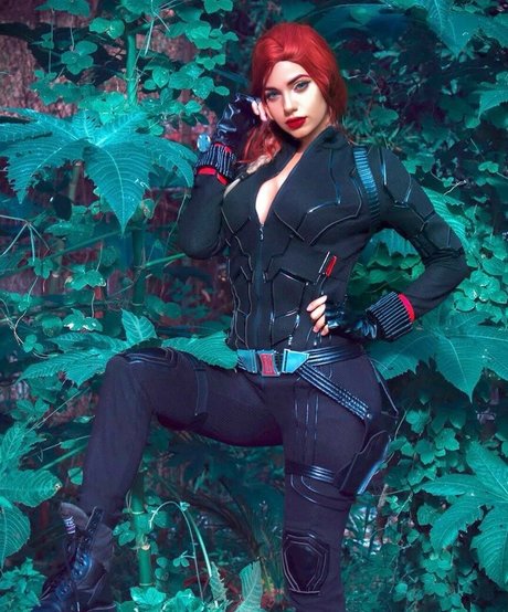 ハロウィン オンリーファン エロチック 画像