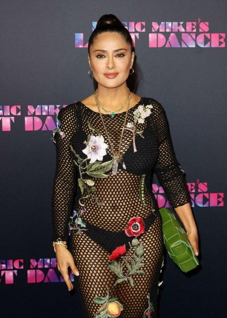 金髪の射精OnlyFans セクシーヌード 写真