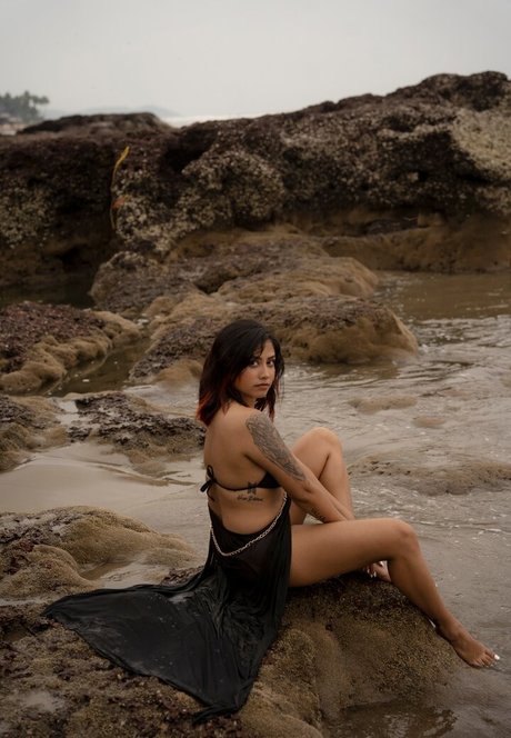 Contentyajnaseni 裸のポルノスター アーカイブ