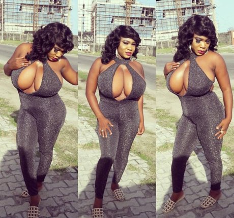 セクシーなドレスOnlyFans 美しいxxx 写真