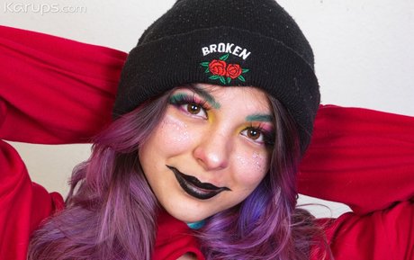 Snuggle Bug ポルノスター HD 写真