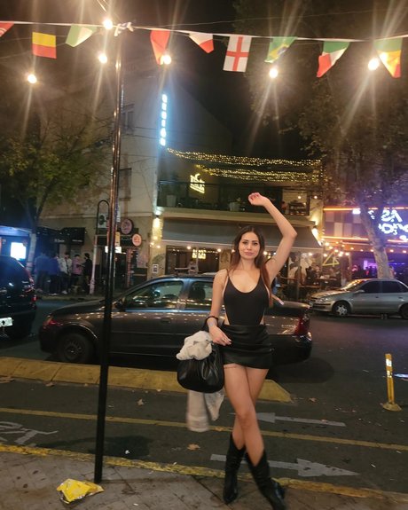 アジアンツインズOnlyFans ホットヌード 写真