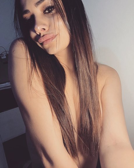 ダーティトークオンリーファンズ ホットセックス 画像