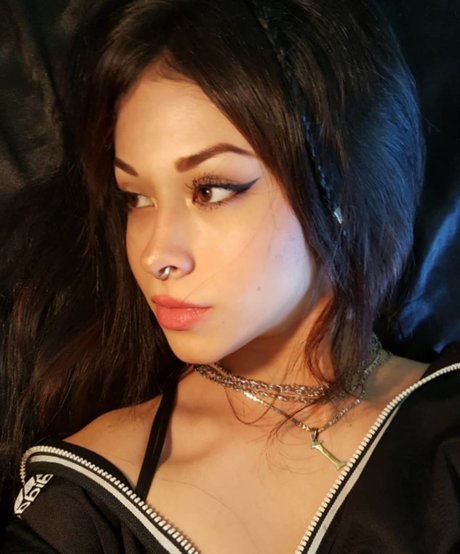 Ivon Gallardo ポルノスター HD 画像