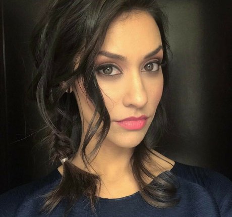 ティーンシーメールオンリーファンズ ポルノ 写真