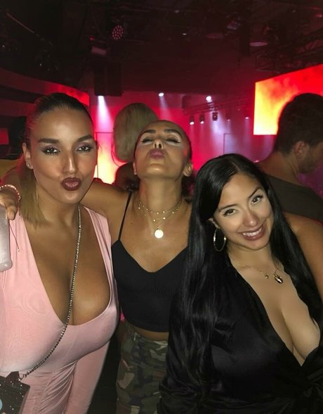 VIPヌードOnlyFans セクシー 写真