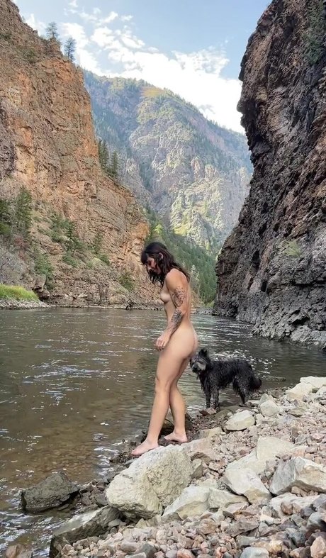 巨乳ブルネットオンリーファンズ 美しい 写真