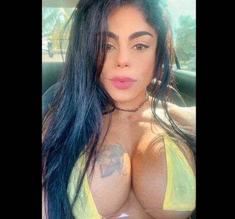 Yanet ポルノスター トップ 写真