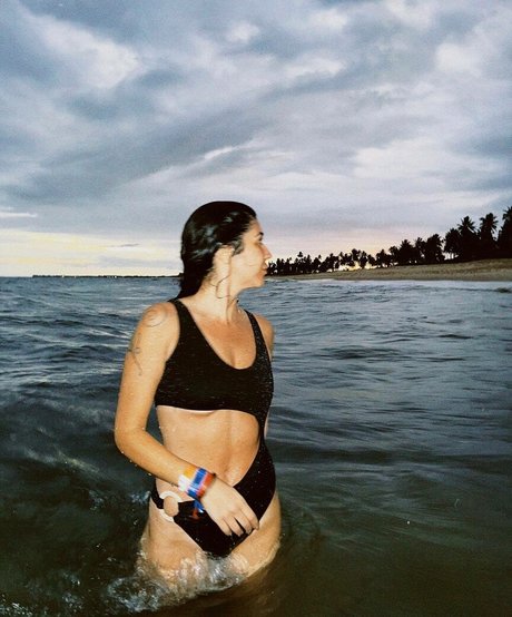 Fernanda Catania HDモデル 写真