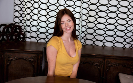 ヘンタイオンリーファンズ ポルノ 写真