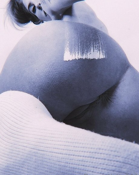 巨乳の熟女オンリーファンズ 無料アダルト 写真