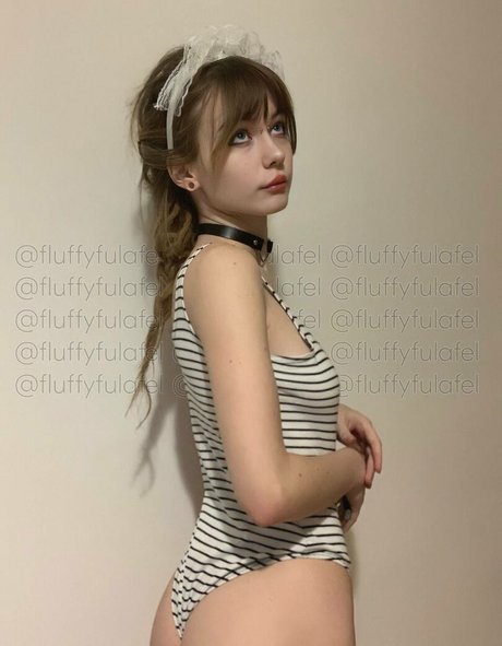 fluffyfulafel セクシーなスター 写真