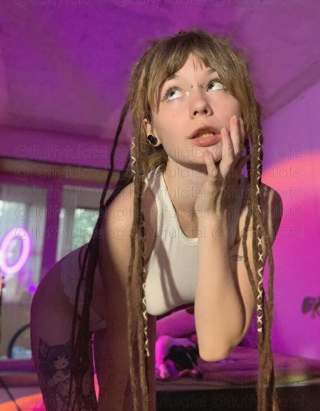 裸の熟女オンリーファンズ えろ 写真