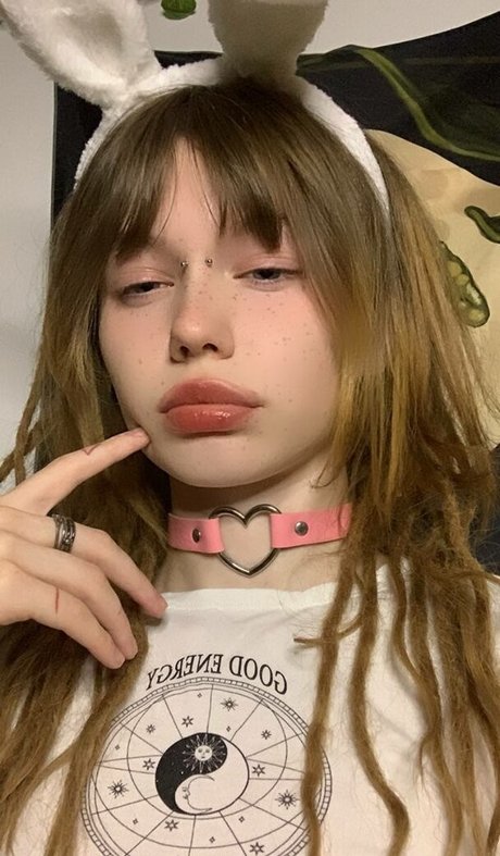 fluffyfulafel スター 裸 アーカイブ