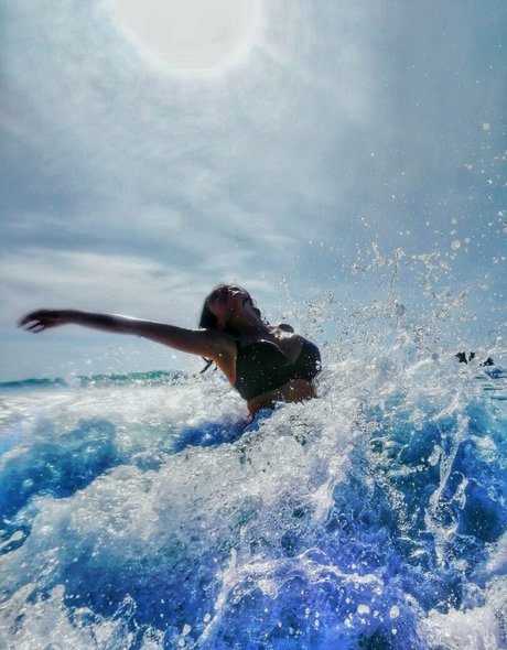 BBW パウグ オンリーファンズ 美しい裸 画像